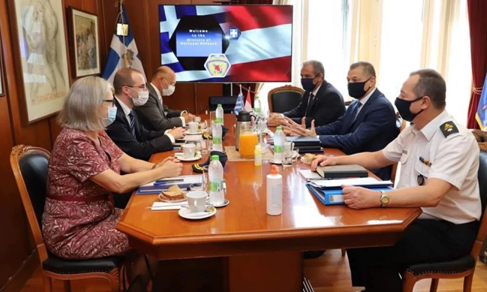 Μετά τη Γαλλία υπογραφή Στρατηγικής Συνεργασίας και με την Αυστρία